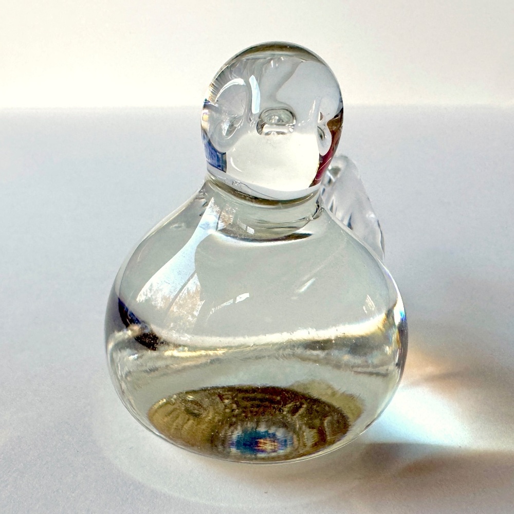 Bob and Maude St Clair Clear Bird Glass Art - Picture 6 of 10